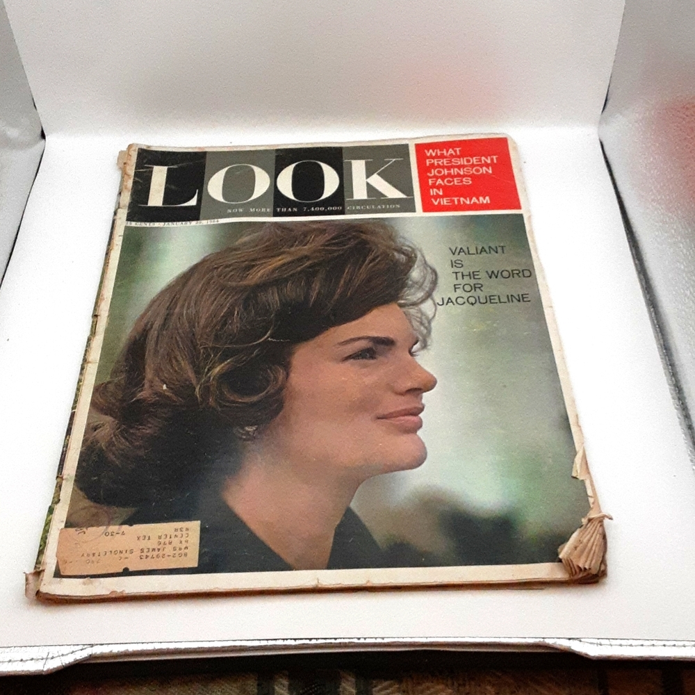 Vintage January 28, 1964 Look Magazine Jacqueline Kennedy